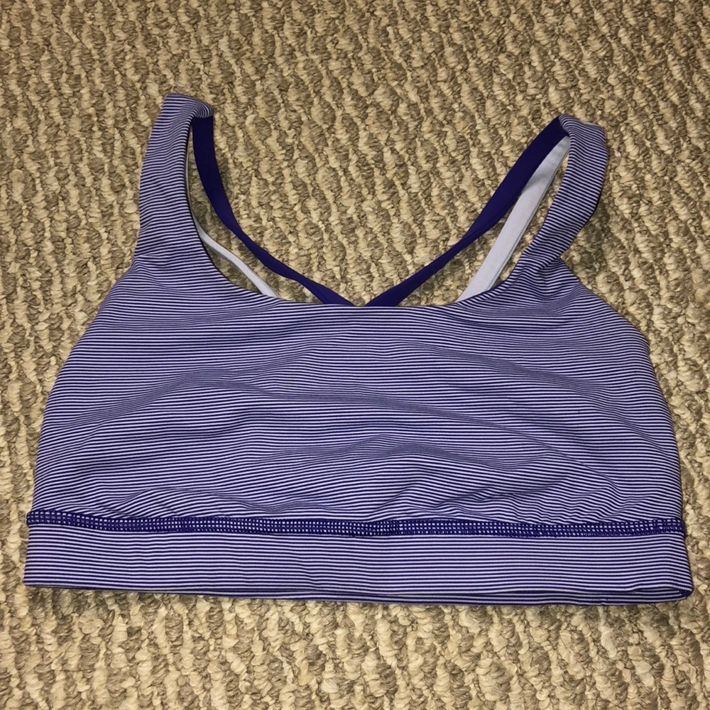 Lululemon sports bra